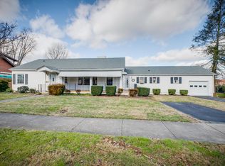 624 W Maple St, Johnson City, TN 37604