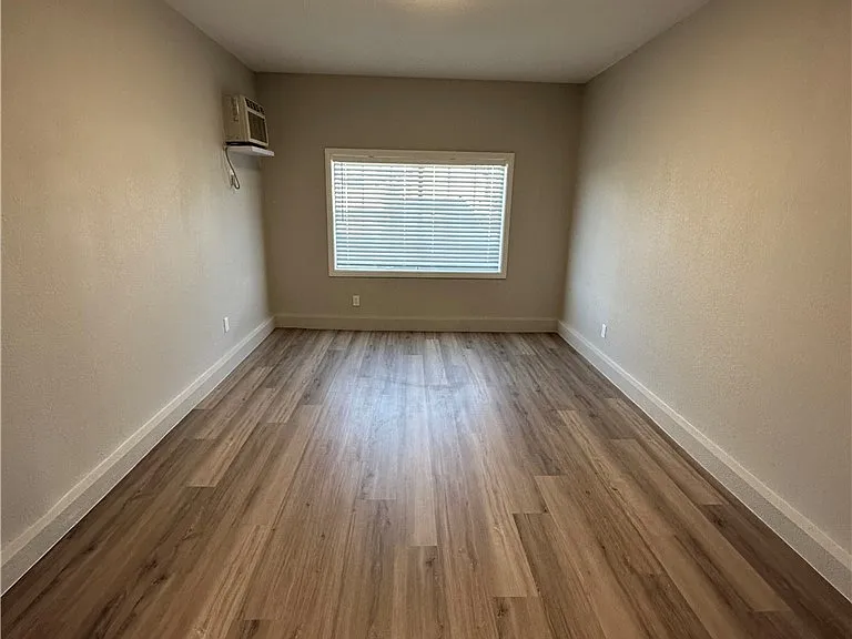4100 Woodgreen Dr — Photo 8