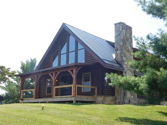 4th image of 1768 Tater Hill Rd