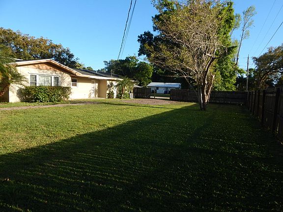 5th image of 1025 22nd Ave