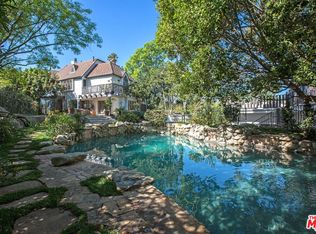2760 Nichols Canyon Rd, Los Angeles, CA 90046