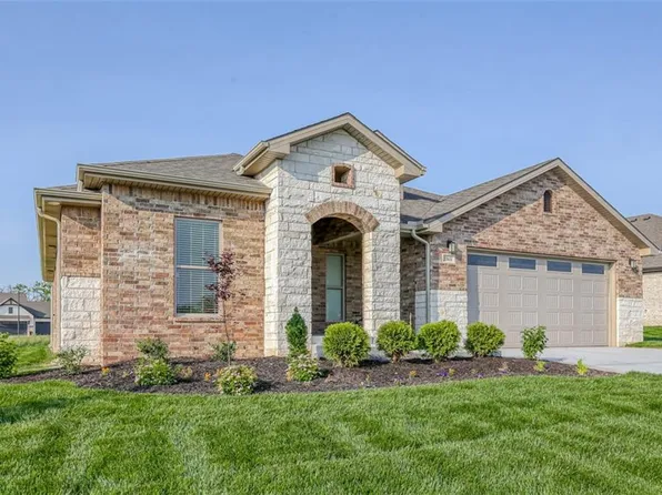 25371 W 84th St, Lenexa, KS 66227
