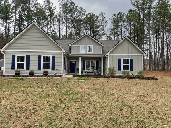 128 Cone Dr, Grantville, GA 30220