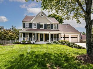 45 Whittingham Cir, Sterling, VA 20165