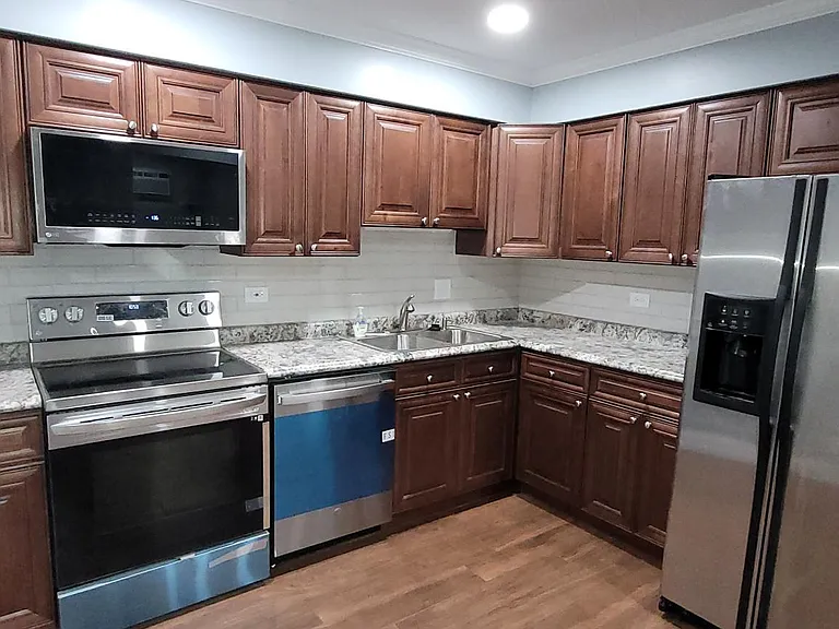 216 Madison St — Photo 3