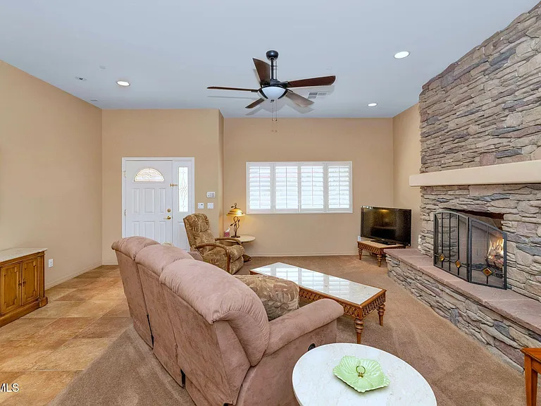 5839 E Indian School Rd — Photo 5