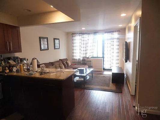 Rented by Paramount Realty Management | media 28