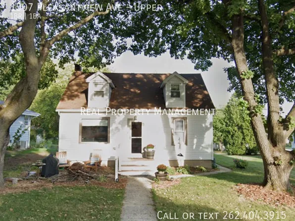 1507 Pleasantview Ave, Waukesha, WI 53188