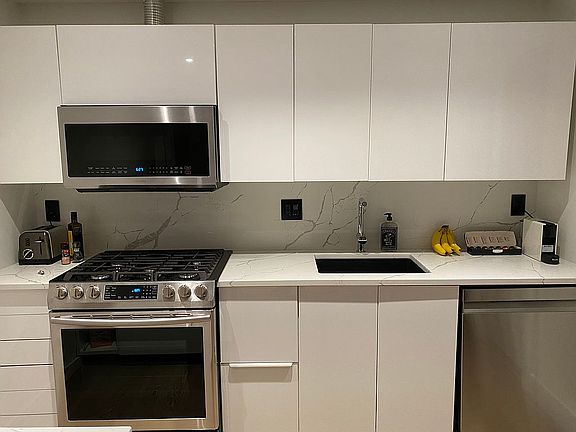 3rd image of 3459 22nd St S