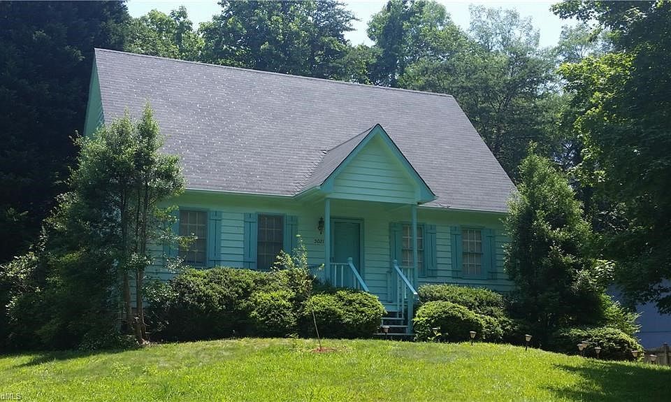 New Roof. Move in Ready!