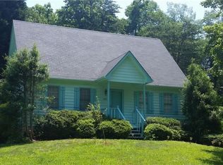 5021 Hutchins St, Winston Salem, NC 27106