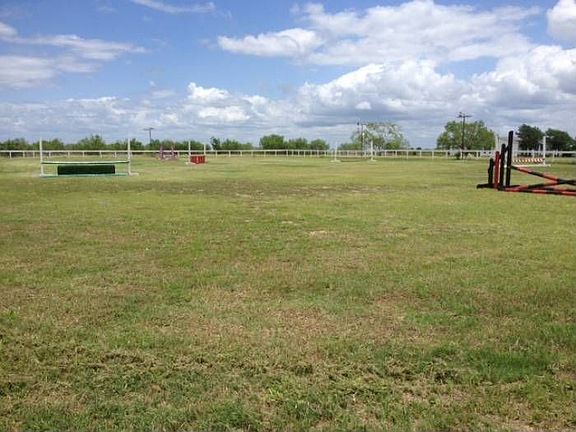JUMP ARENA