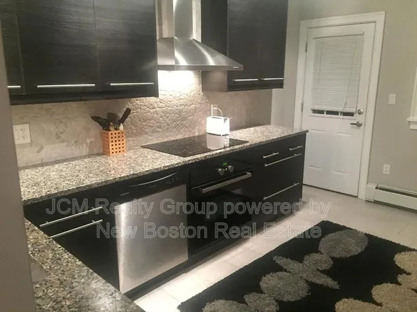 18 West St, Everett, MA 02149