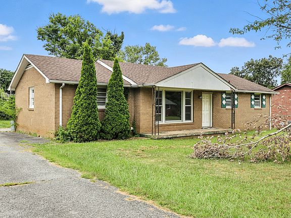 2nd image of 304 Verdun Dr