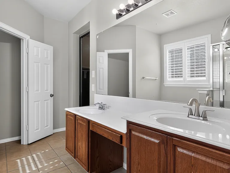 5416 Ridgepass Ln — Photo 15