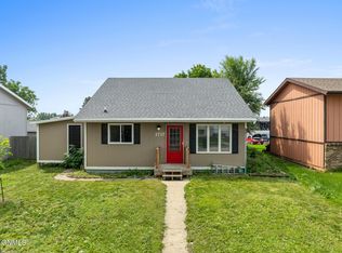 1717 28th St W, Williston, ND 58801