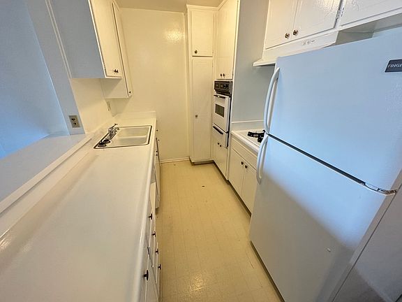2nd image of 1138 S Corning St APT 8