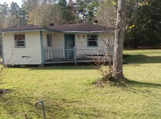 12117 Greens Ferry Rd, Moss Point, MS 39562