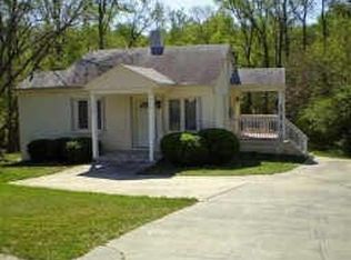 314 E Barbee St, Zebulon, NC 27597