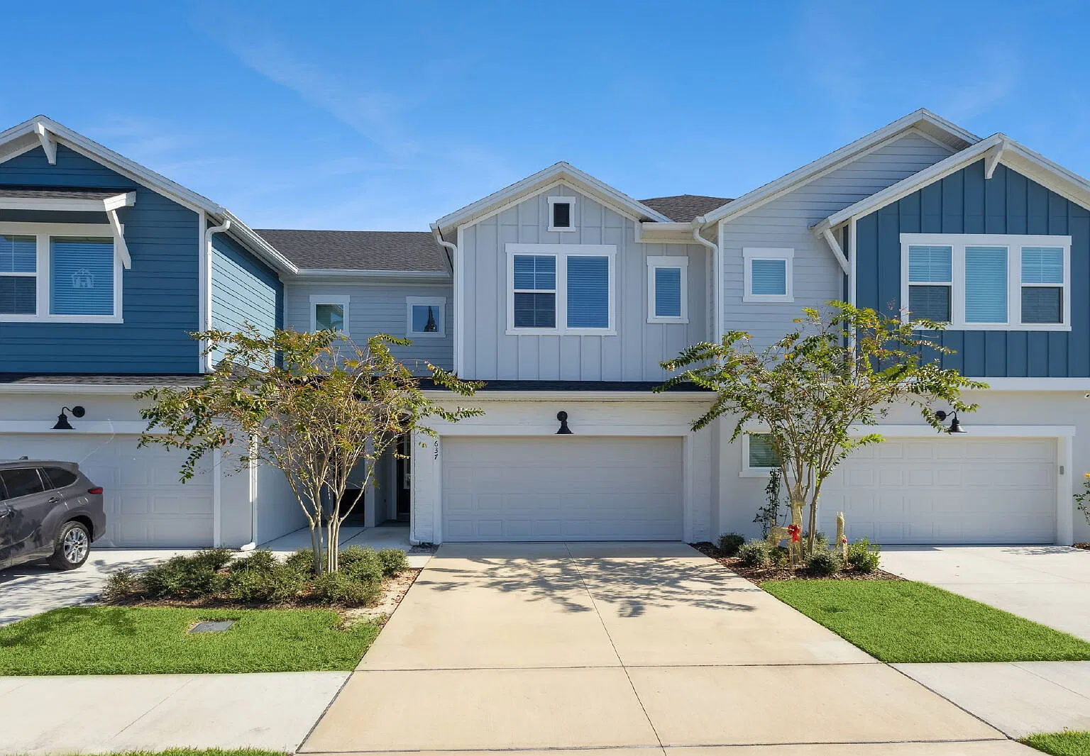 3 bed, 2.5 bath, 1806 sqft, $2,950 — Photo 1