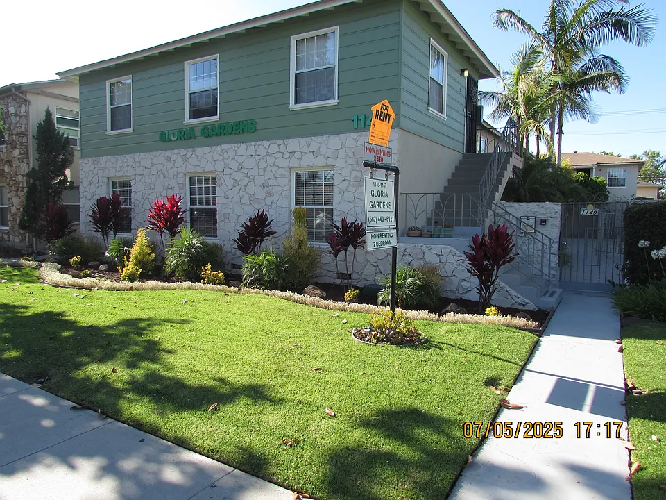 1157 Carson St #5