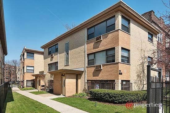 1st image of 7608 N Rogers Ave #G-2