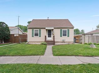 708 Wallgate Ave, Waterloo, IA 50701