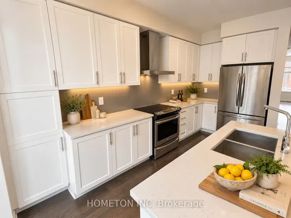 197 Salterton Cir, Vaughan, ON L6A 4Z2