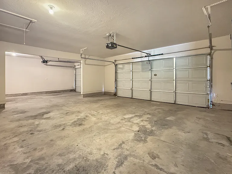 2912 Tara Ln — Photo 29