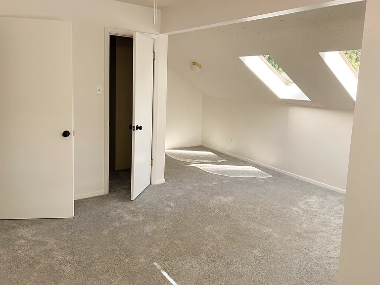 816 Cedar Ridge Dr — Photo 20