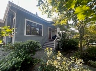 4312 2nd Ave NE, Seattle, WA