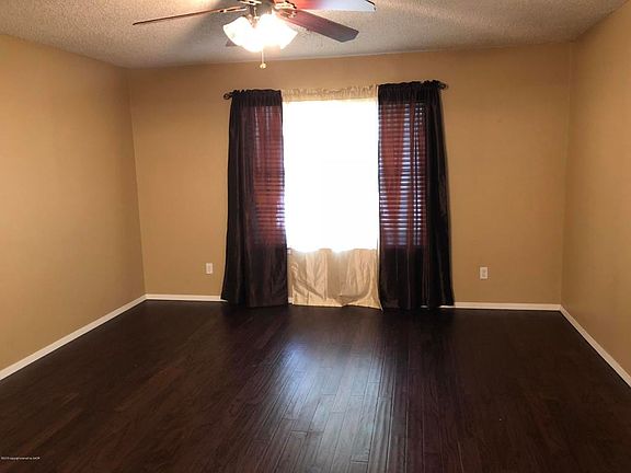 3rd image of 1 Dogwood Cir