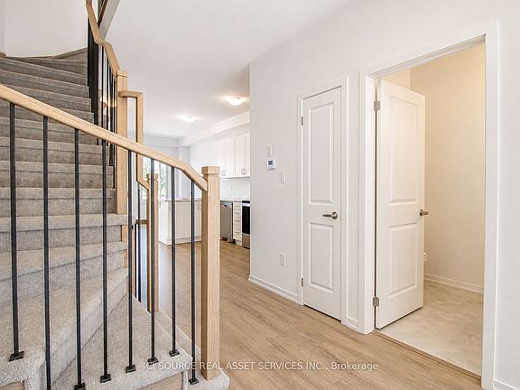 3rd image of 14 Bateson St