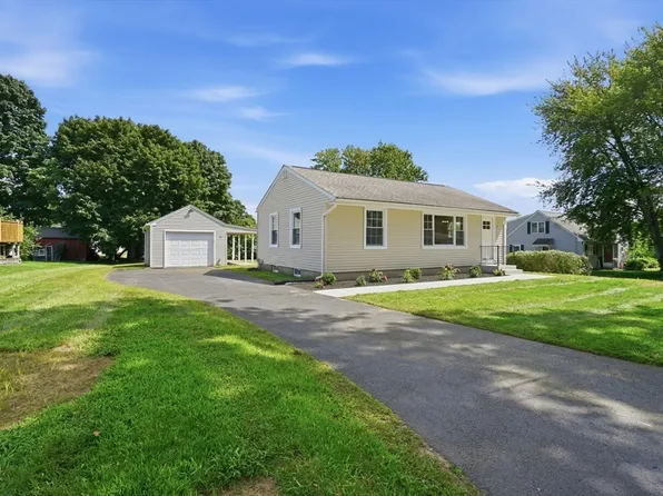 15 Hilltop Ter, Ludlow, MA 01056