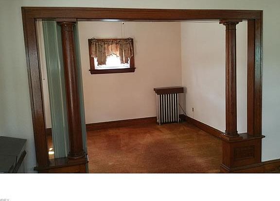 3rd image of 5924 Storer Ave