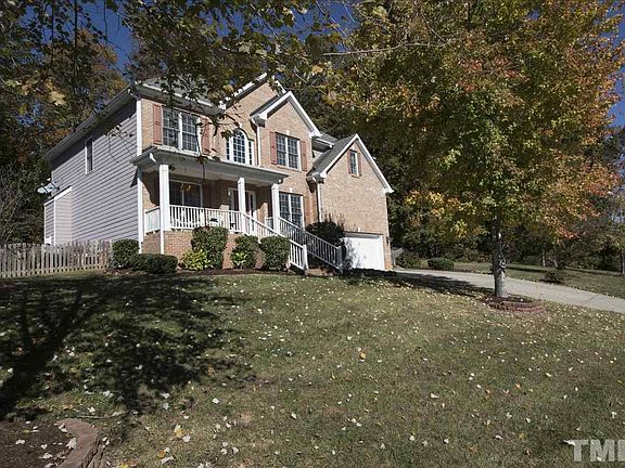 2nd image of 414 Dairy Farm Dr
