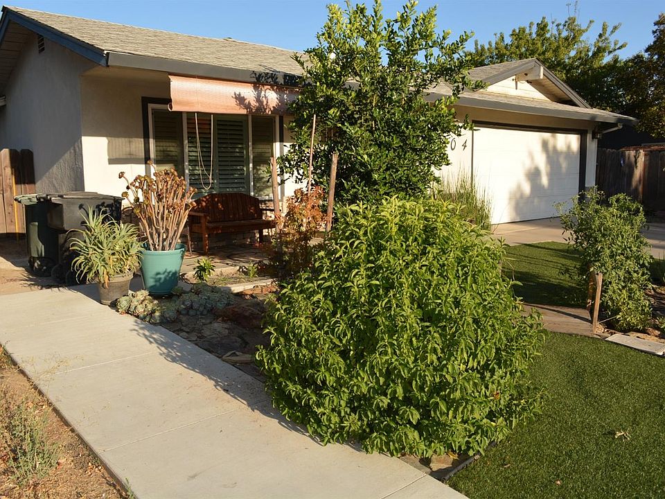 2nd image of 1804 Milpas Ln