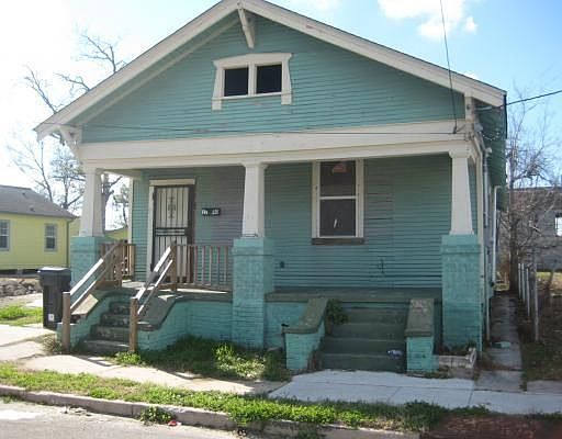 1st image of 1740 Desire St