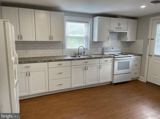 1282 Robert Fulton Hwy APT B, Quarryville, PA 17566