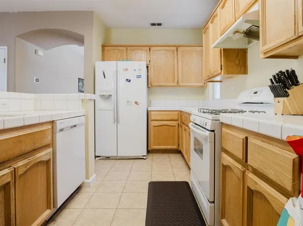9326 Bennoel Way, Elk Grove, CA 95758