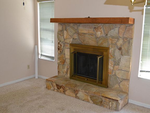 3rd image of 4631 Ashley Dr