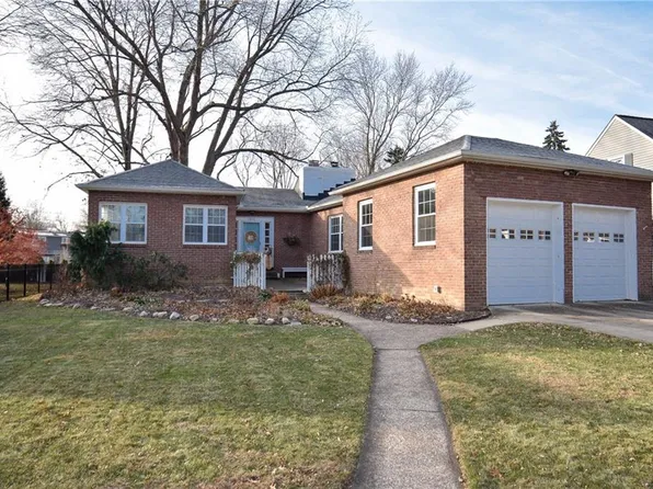 28923 Westwood Rd, Bay Village, OH 44140