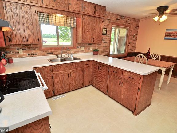 4th image of 15176 340th St
