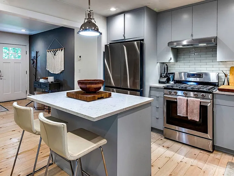 14 Fleming St — Photo 8