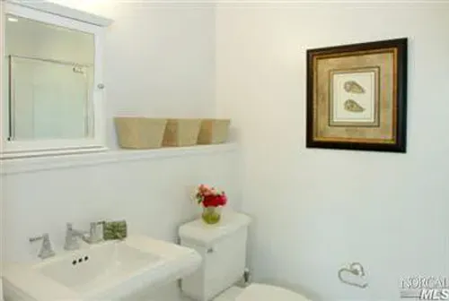 153 Ethel Ave #A Photo 1 153 Ethel Ave #A Photo 1