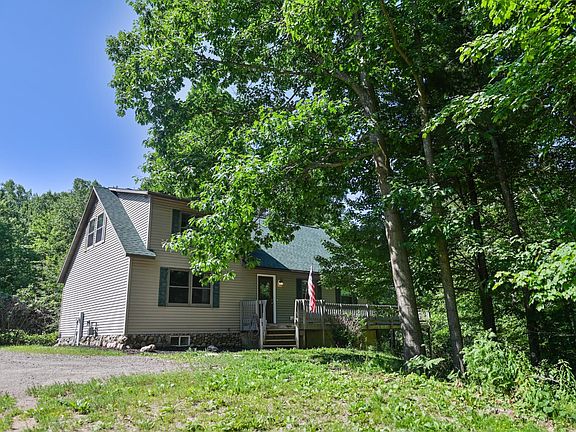 2nd image of 1715 Melody Ln