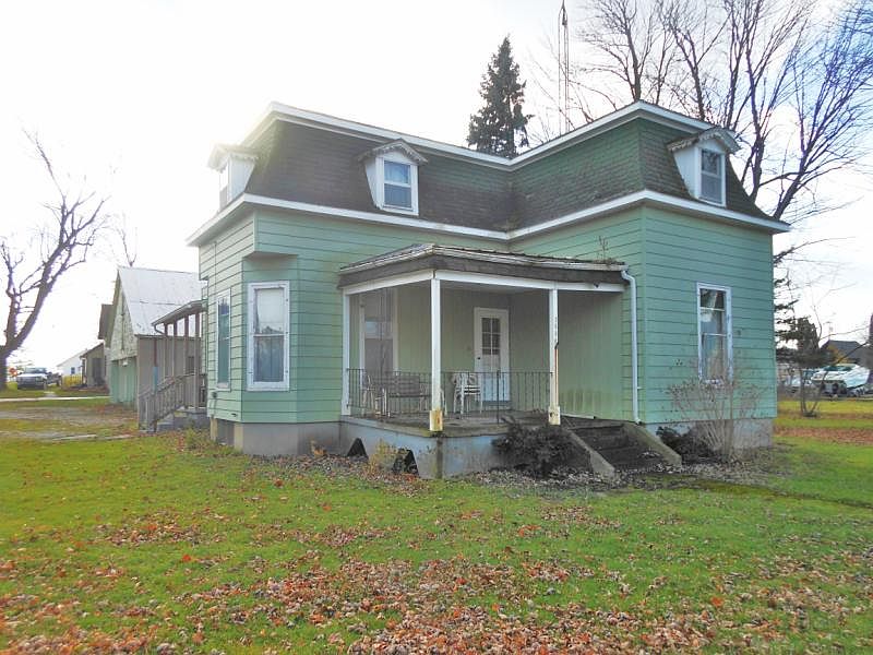 1st image of 2550 Black River St