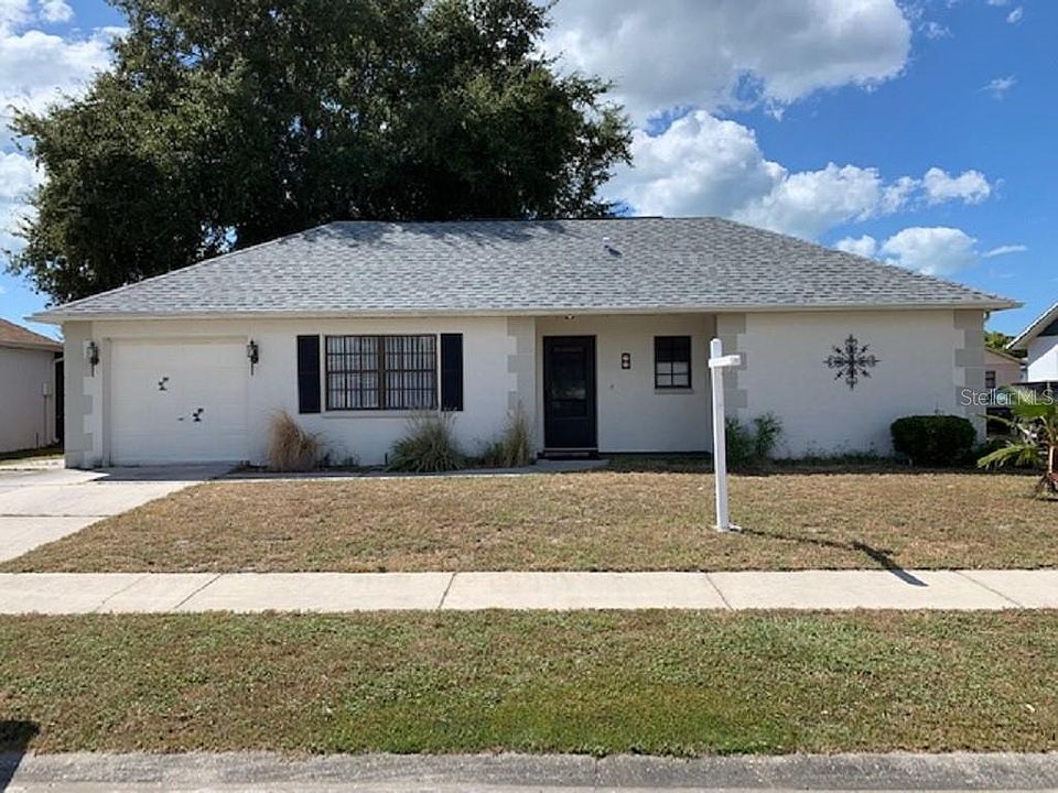 1st image of 1327 Calamondin Dr