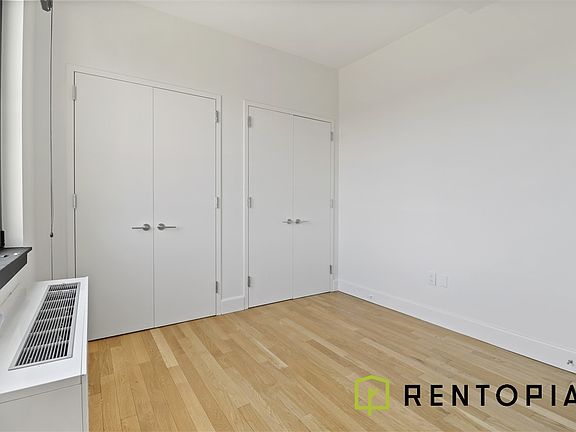 3rd image of 487 Keap St #508A