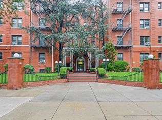 300 Ocean Pkwy APT 4S, Brooklyn, NY 11218